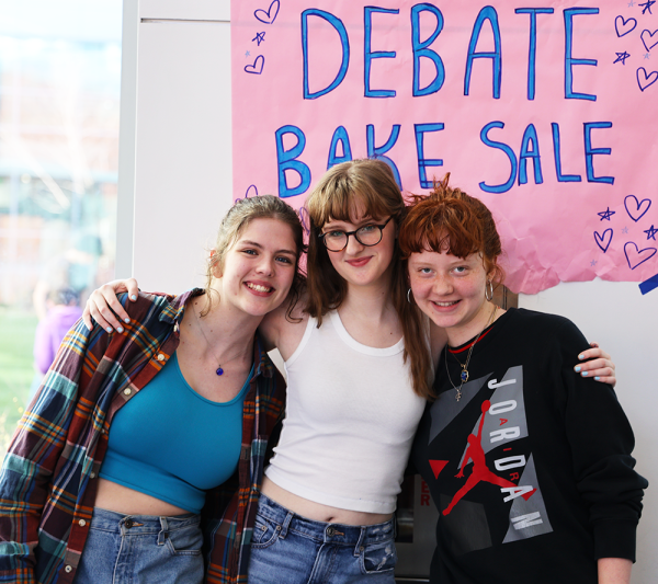The three big creators of speech and debate’s fundraiser: seniors Ieva Stave, Meredith Gifford and junior Florence Knape. All three were part of the original conversation about making the debate bake sale happen.